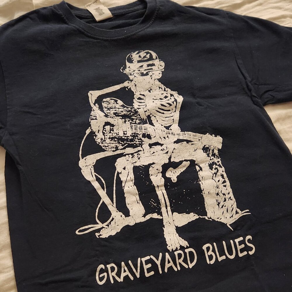 Vtg Graveyard Blues, New Orleans NoLa Skeleton Guitar Smoking Shirt - Size Small